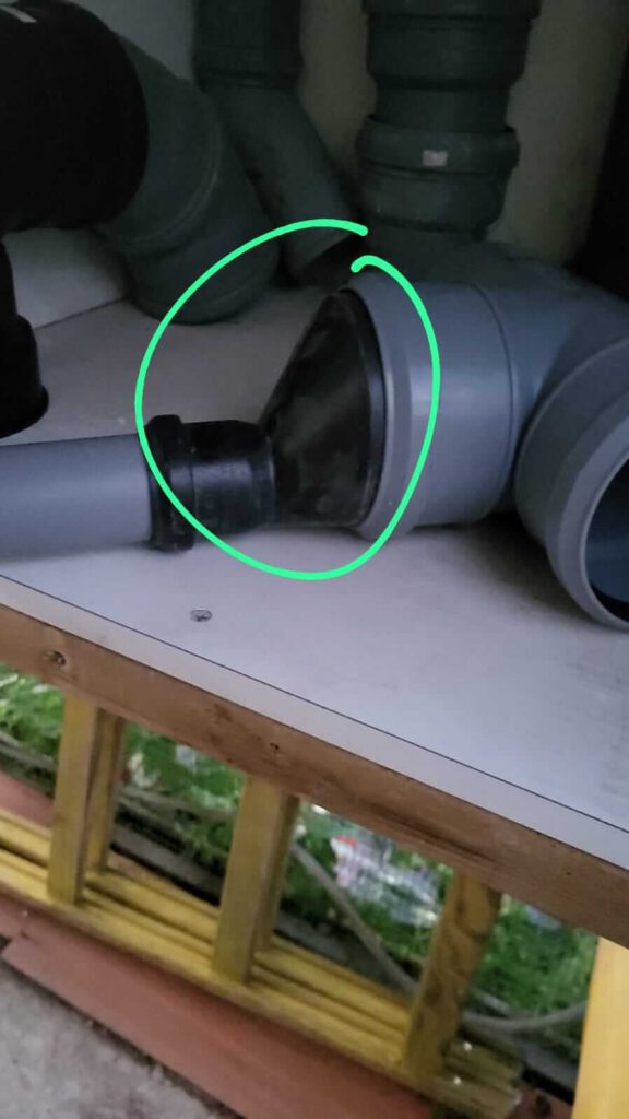 החלפת צנרת אינסטלטור מומחה יצאת צדיק