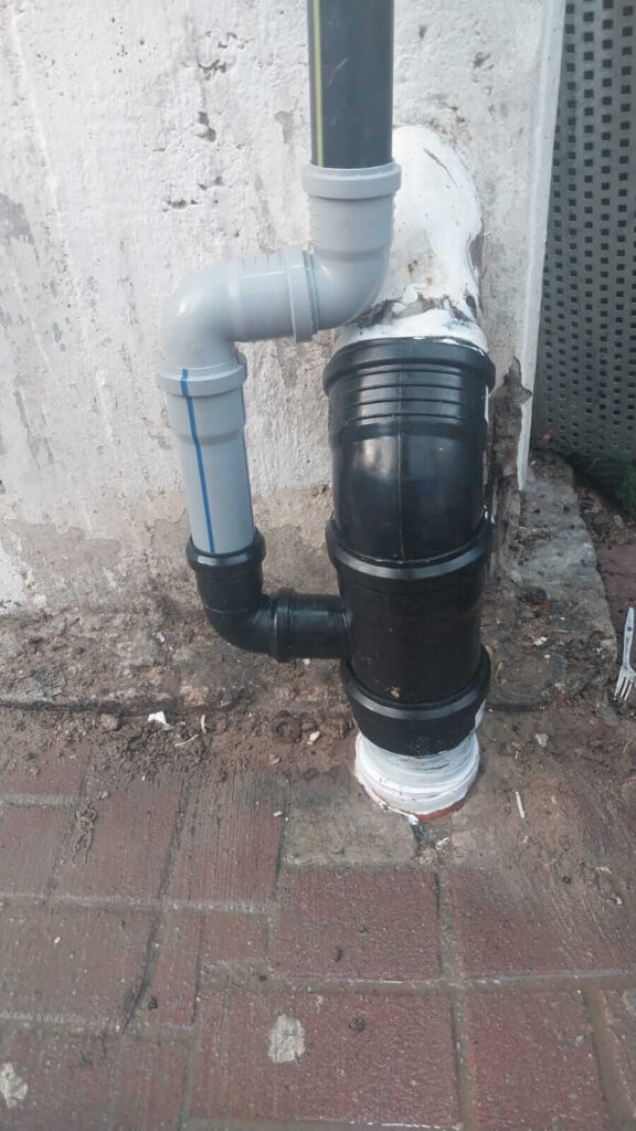 החלפת צנרת אינסטלטור בתל אביב (1) החלפת צנרת אינסטלטור בתל אביב (1)